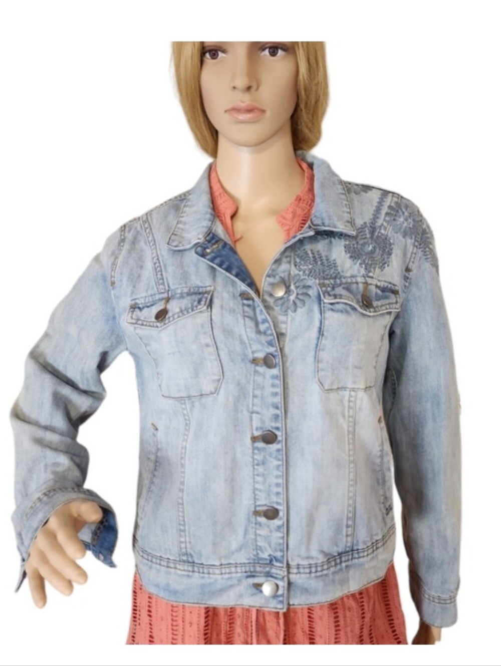 Saks fifth avenue Women's Floral embroidered Light Wash Faded Jean Jacket M - Picture 8 of 15